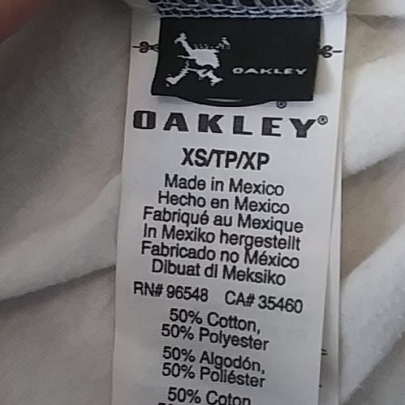 Oakley Womens 1975 Arrow V-Neck Tee - Picture 5 of 5